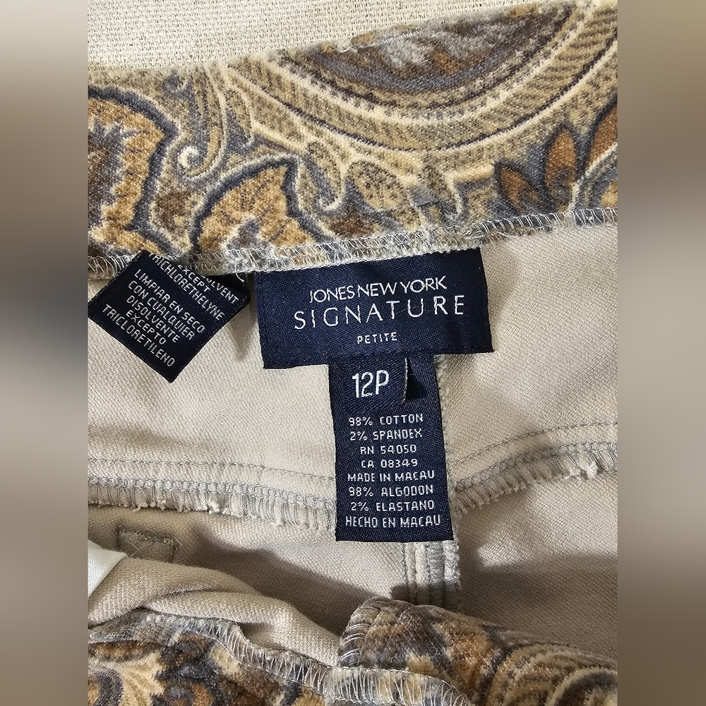 Jones New York Signature 12p Paisley Pattern - Picture 6 of 6